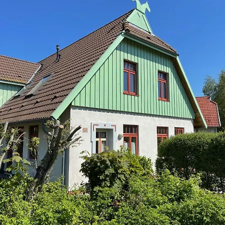 Ferienhaussiedlung Strandperlen Sanddornhof 2d * Wustrow (Fischland)